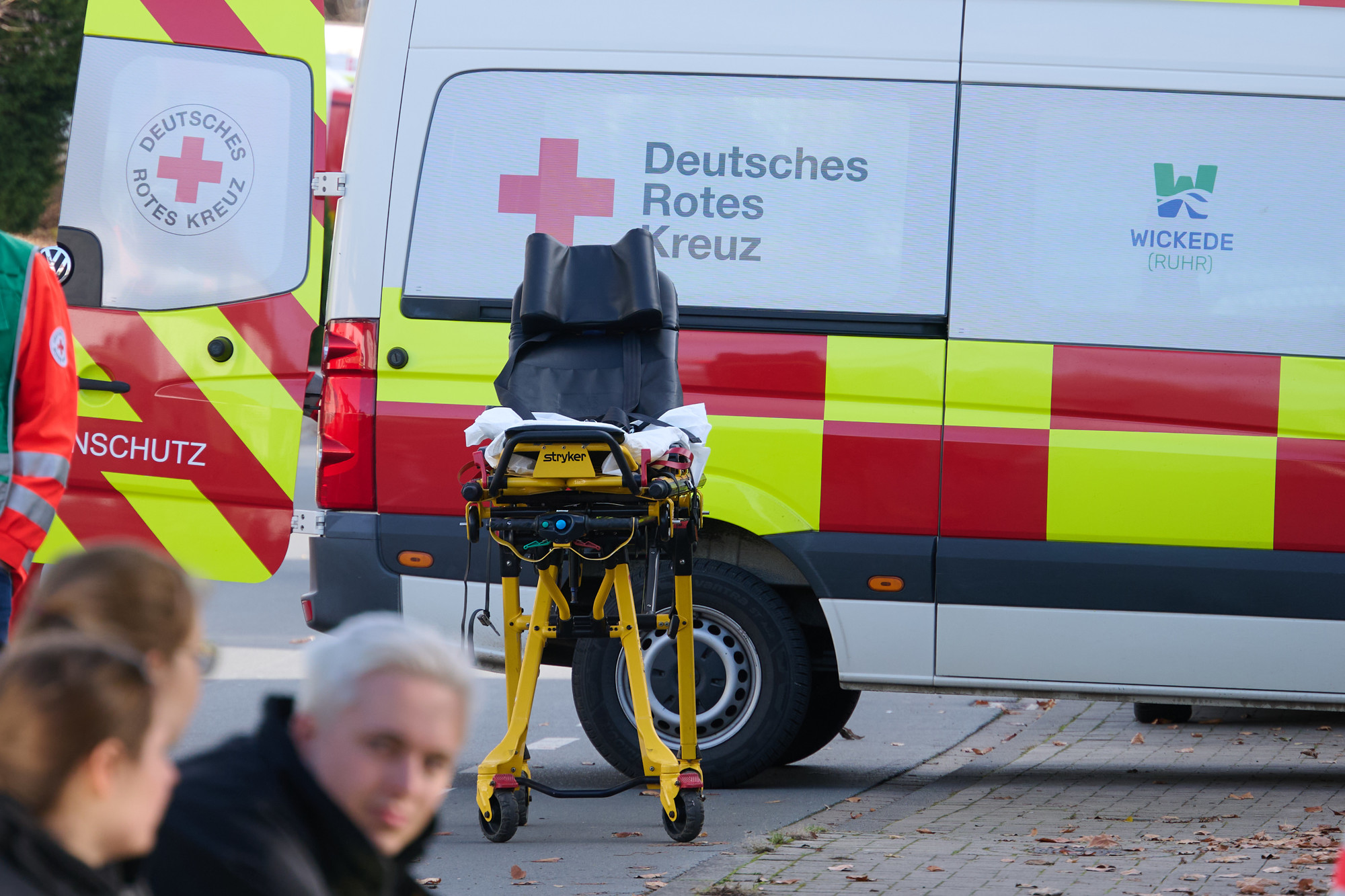 Duitse ambulancebroeders veroorzaakten bewust ongelukken, celstraffen tot twaalf jaar