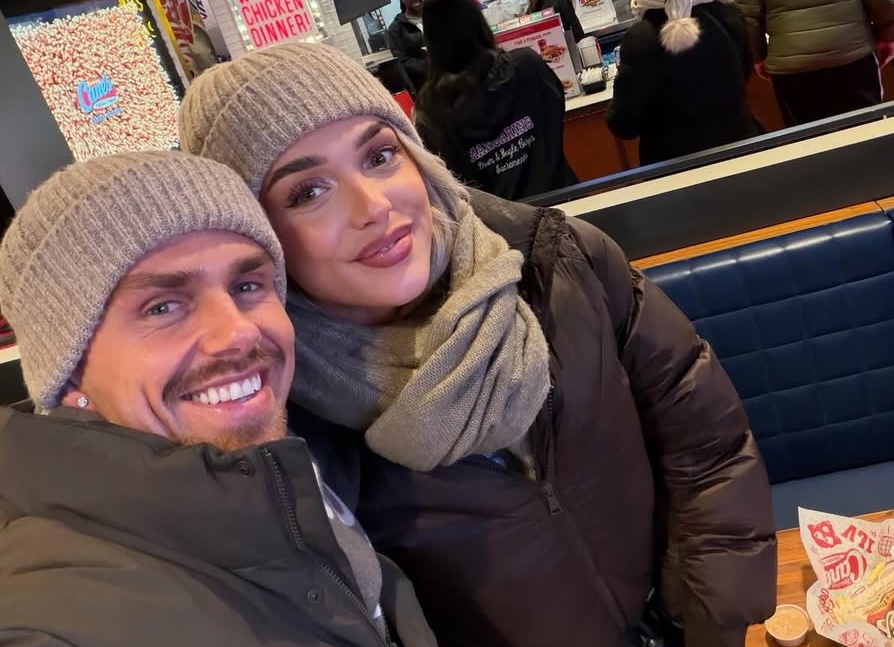 André Hazes viert verjaardag in New York met vriendin Noa Braaf