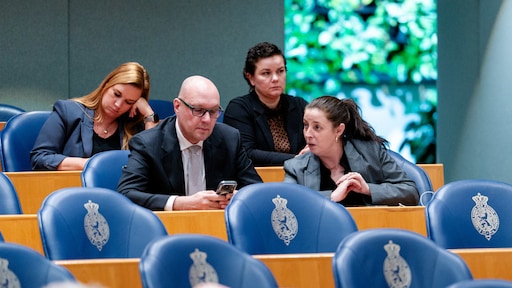 Reconstructie: hoe de zeven PVV'ers uit de fractie stapten