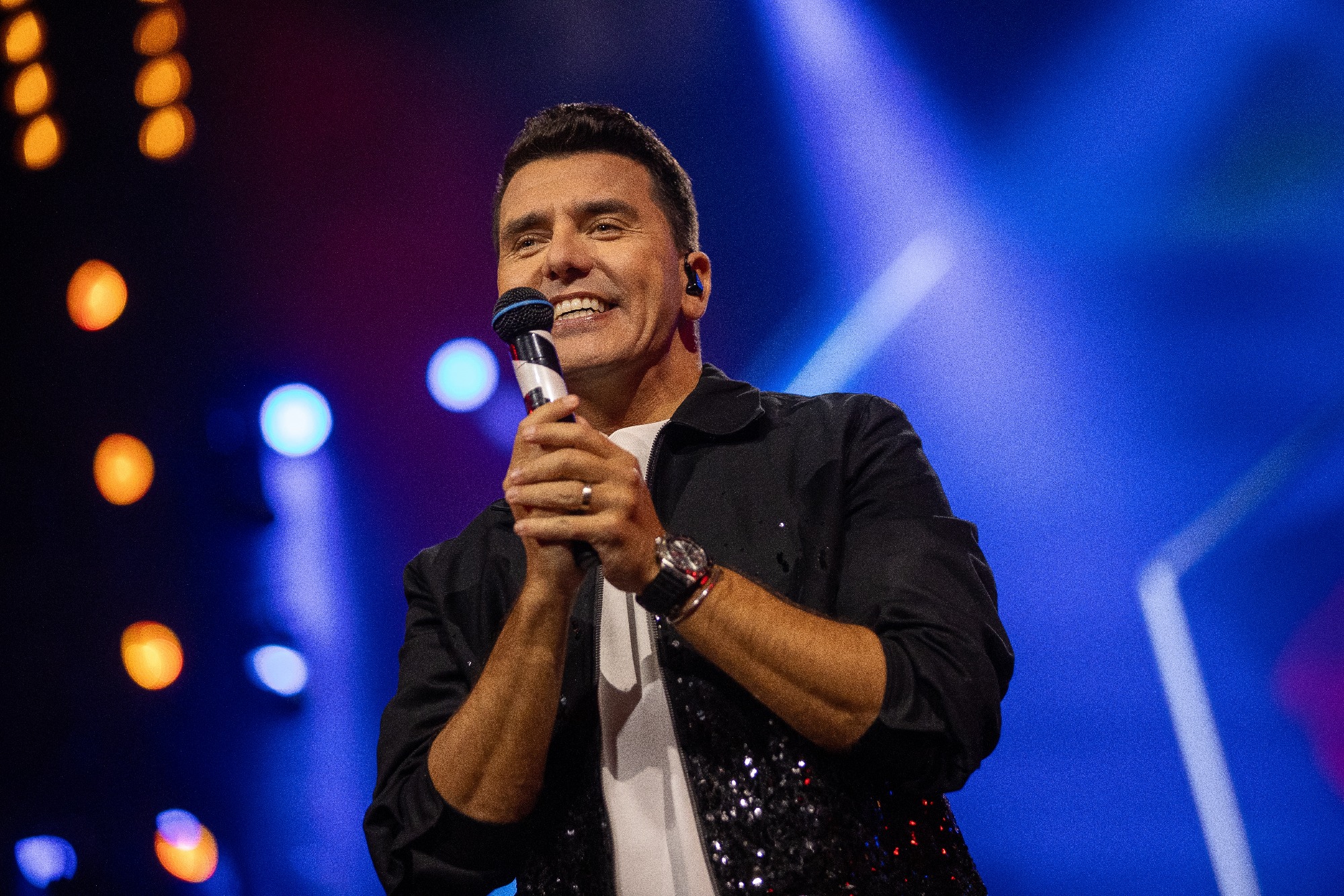 Jan Smit cancelt optredens door keelontsteking: 'Belangrijkste instrument laat me in de steek'