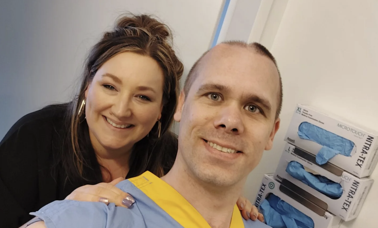 Alex Over Mijn Lijk geeft update vanuit hospice: 'Het is heel zwaar'