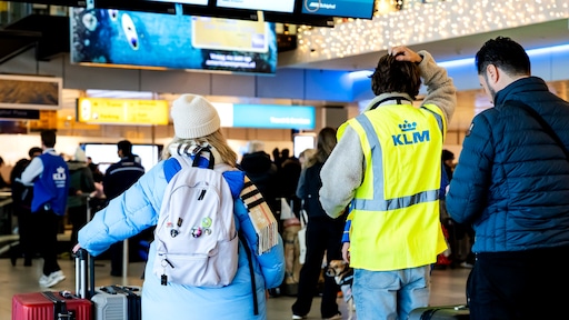 Klachtenregen over trage klantenservice van KLM: 'Is er wel iemand?'