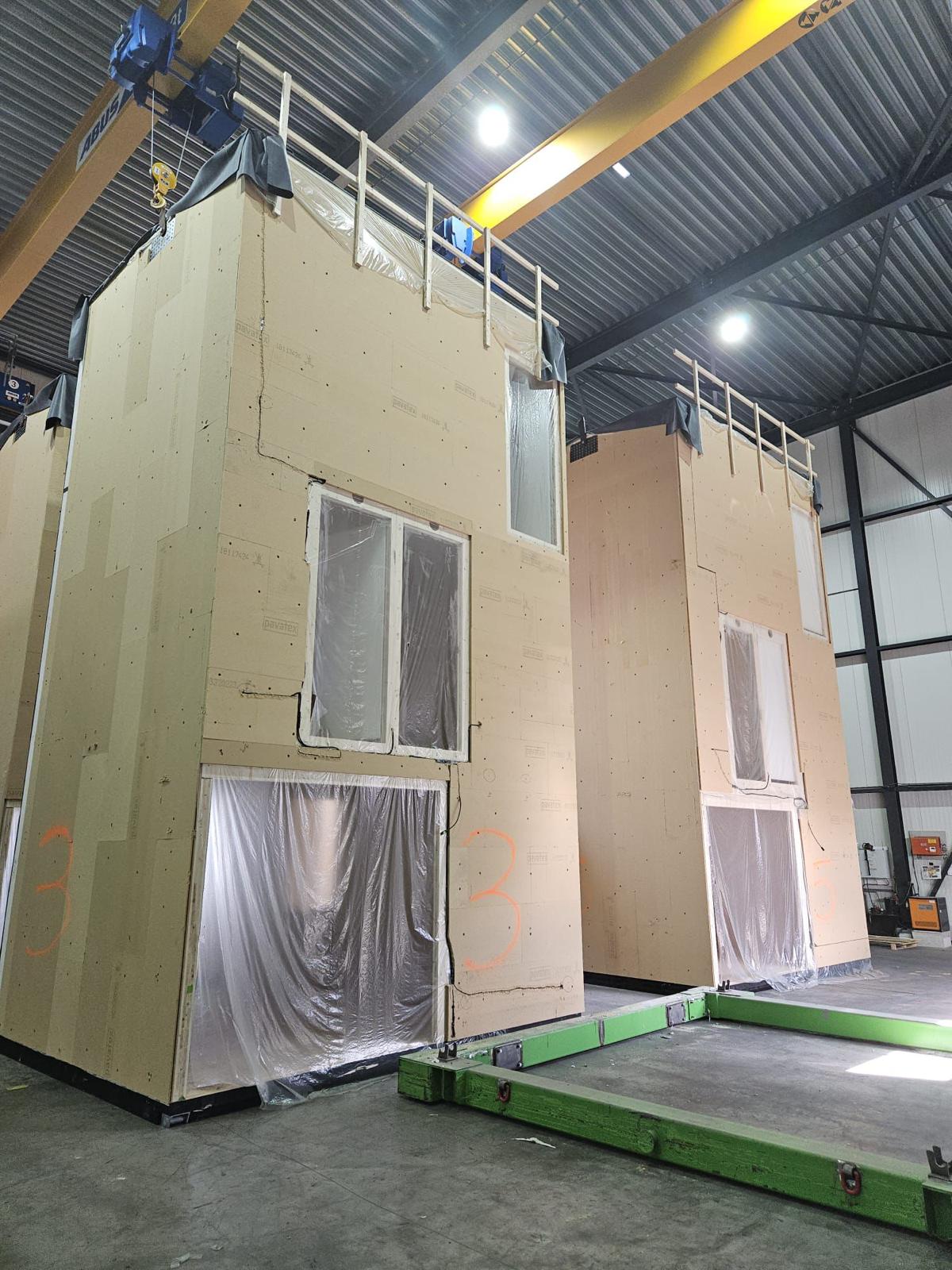 Des logements flexibles pour les Ukrainiens sont en construction à Emmeloord