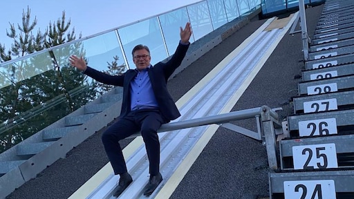 Skispring-legende Konijnenberg sjeest nog steeds de schansen af: 'Waanzinnig'