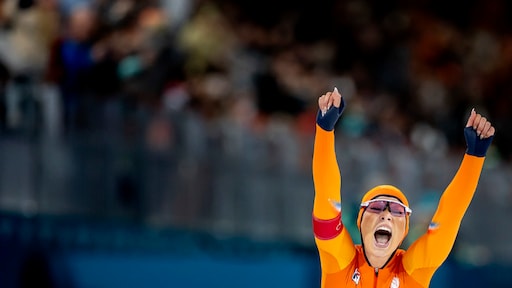 Zo gingen commentatoren in het buitenland uit hun dak voor Jutta Leerdam