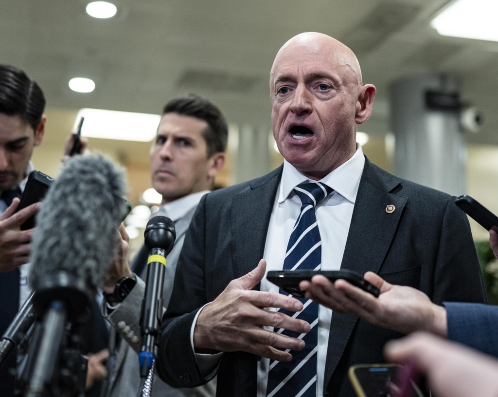 Trump-bondgenoot kan Democraten niet vervolgen om oproep aan militairen