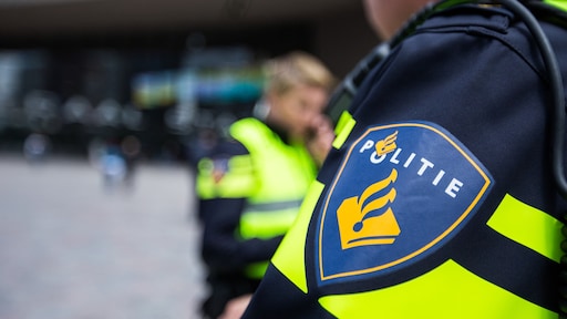 Politie deelt foto onschuldige vrouw als verdachte: 'Betreuren de fout'