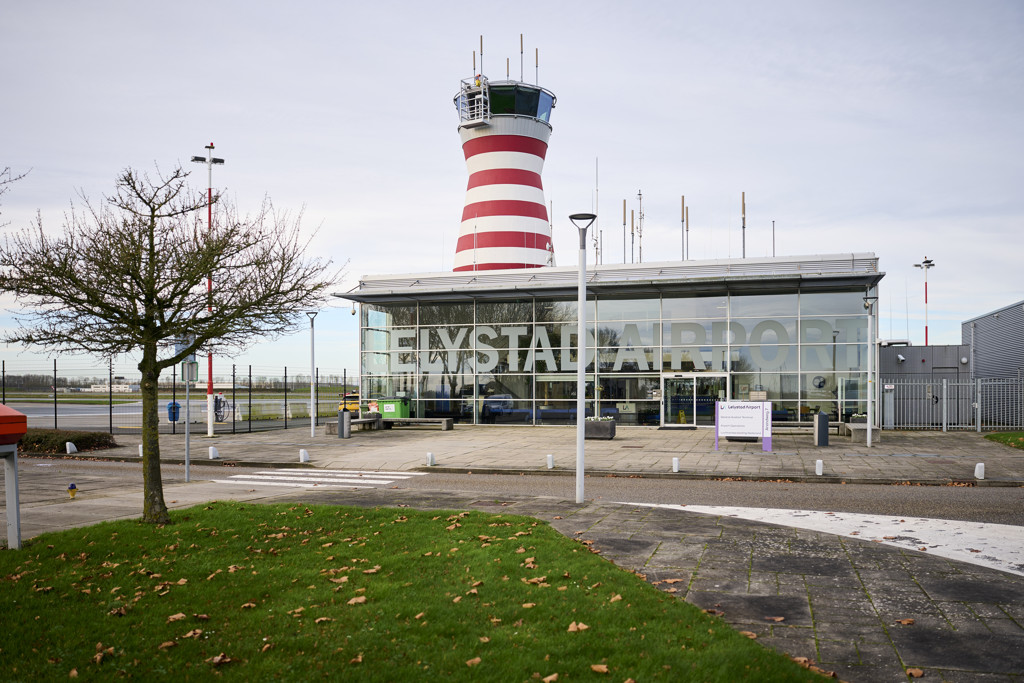 Komst F-35 helpt Lelystad Airport, vakantievluchten nauwelijks winstgevend