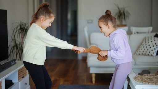 De dochter van Tessa ruziet continu met haar beste vriendin: 'Vermoeiend'