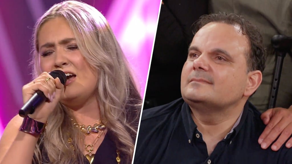 Piene brengt jury tot tranen met ode aan ex-stiefvader in The Voice