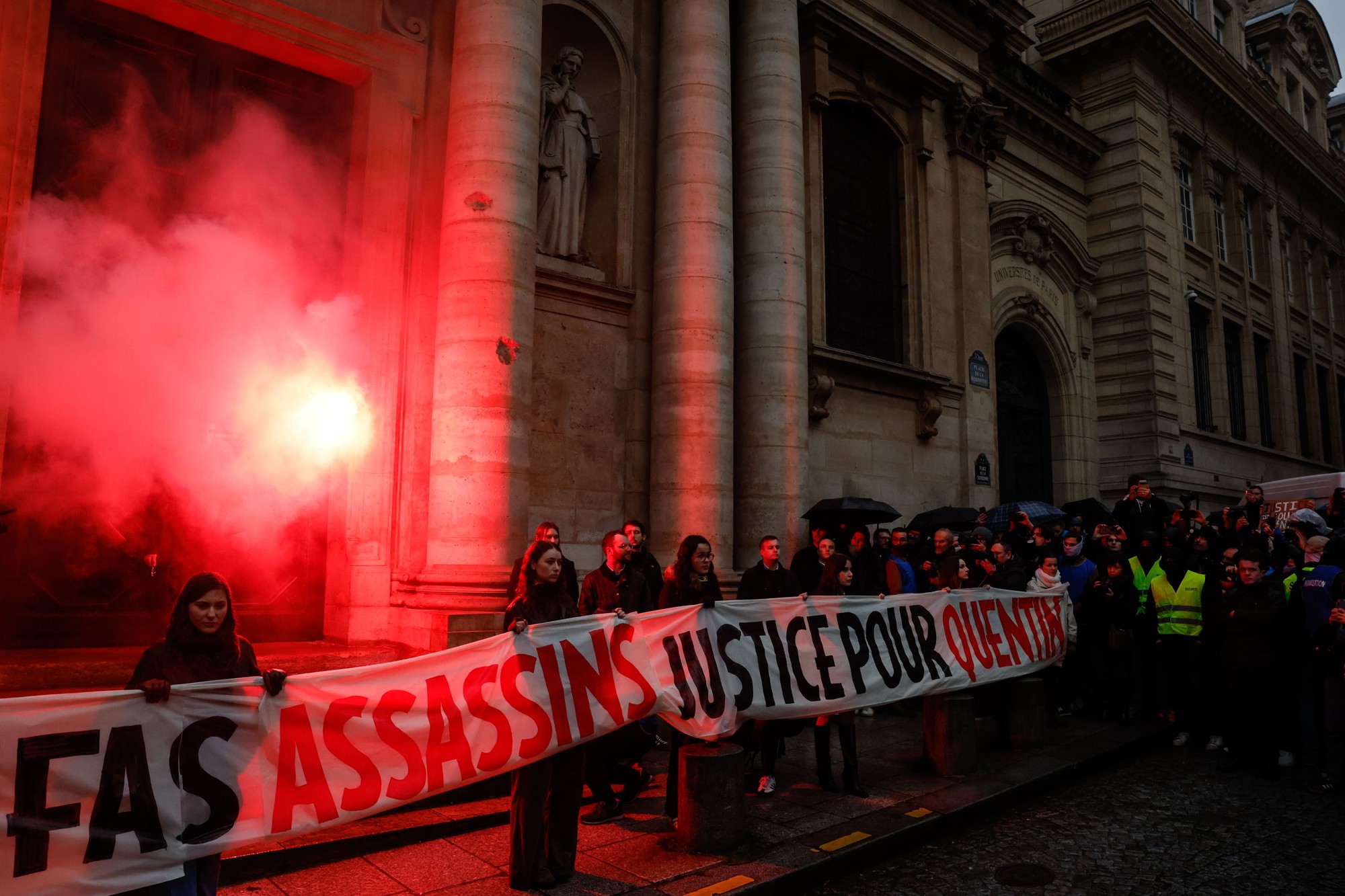 Elf arrestaties om dodelijke mishandeling nationalistische activist in Lyon