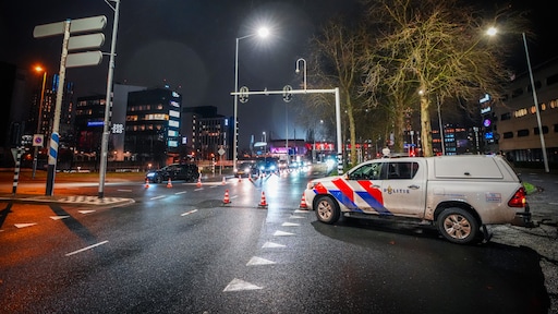 Dronken Eindhovense taxichauffeur betrapt met drie mensen in kofferbak