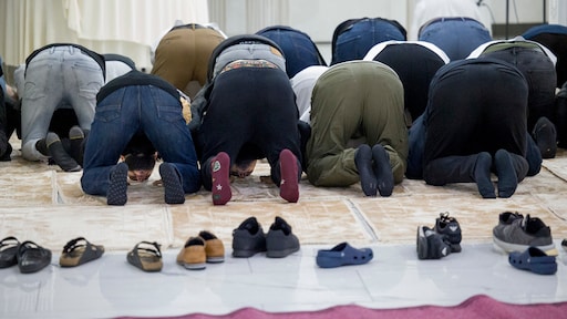 Discussie om deurbeleid moskee IJsselstein: voorrang betalende leden