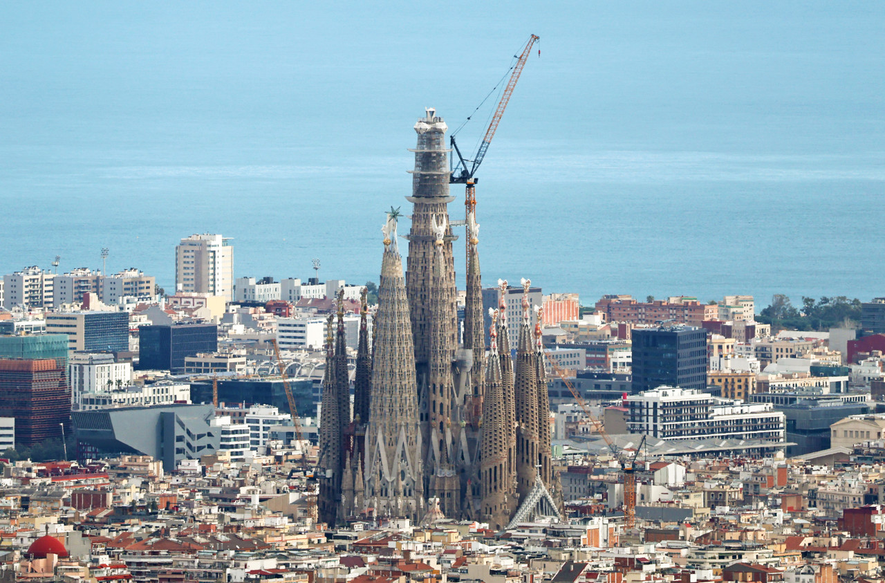 Sagrada Familia bereikt eindelijk hoogste punt, maar bouw nog niet af