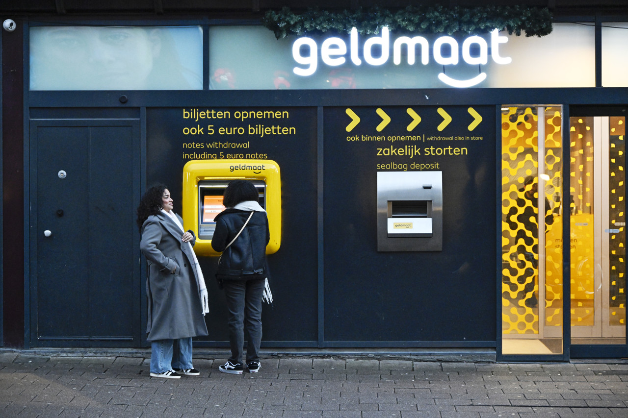 Iedereen krijgt een nieuwe betaalpas: wat betekent het voor jou?