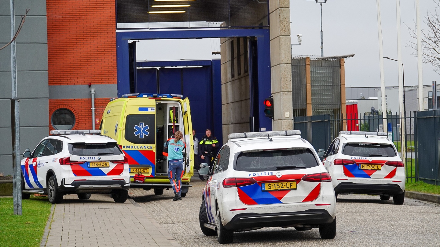 Gijzeling na steekincident in gevangenis Heerhugowaard beëindigd