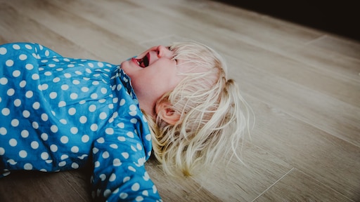 De dreumes van Nick is hard op haar hoofd gevallen: 'Wanneer naar de (huis)arts?'