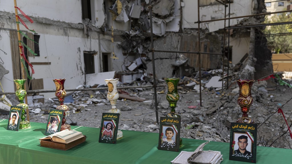 Image for the article: Waarom we zo weinig horen van de mensen in Iran en wat weten we wel?