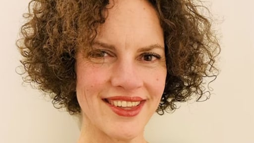 Evelien kan geen volle dagen werken en krijgt geen baan: pleit voor kortere werkdagen