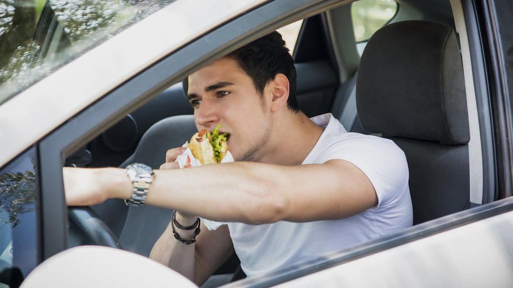 Kleine autogewoontes met grote gevolgen: 'Een winterjas aan is niet verstandig'