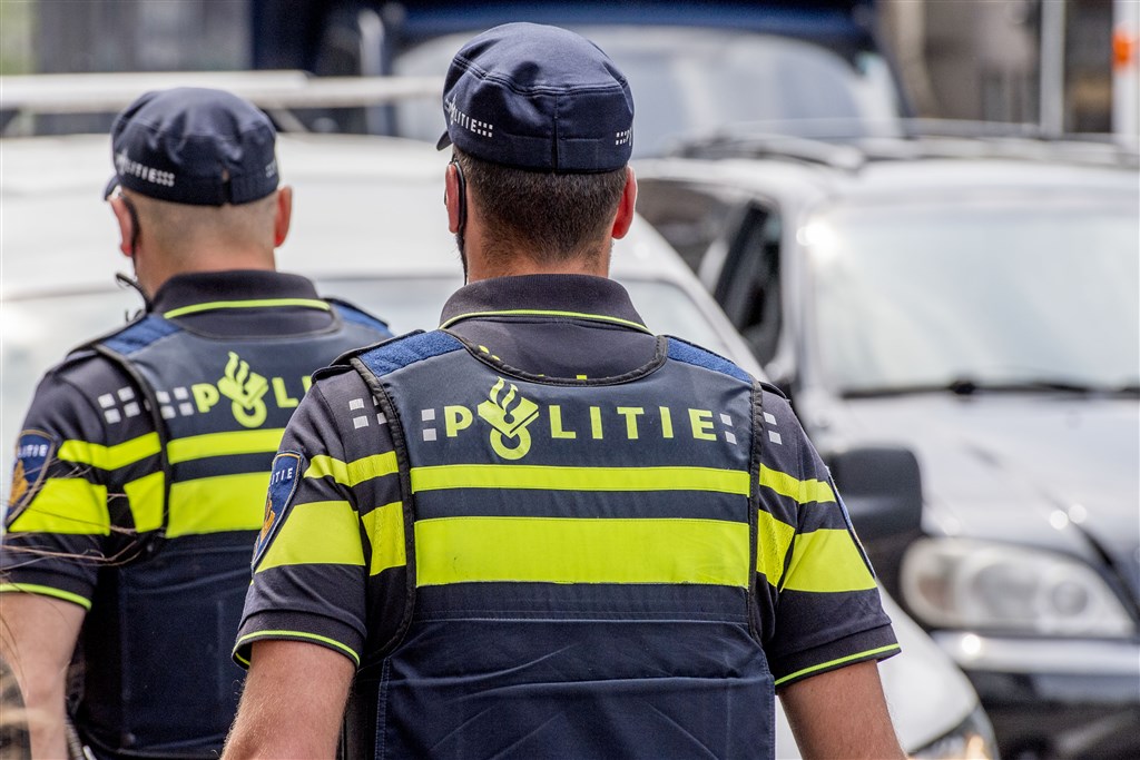 OM-medewerker en haar partner aangehouden om drugs