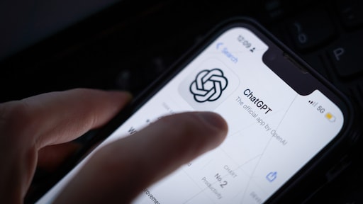 Ontslagen werknemer probeert 50.000 euro los te krijgen met ChatGPT