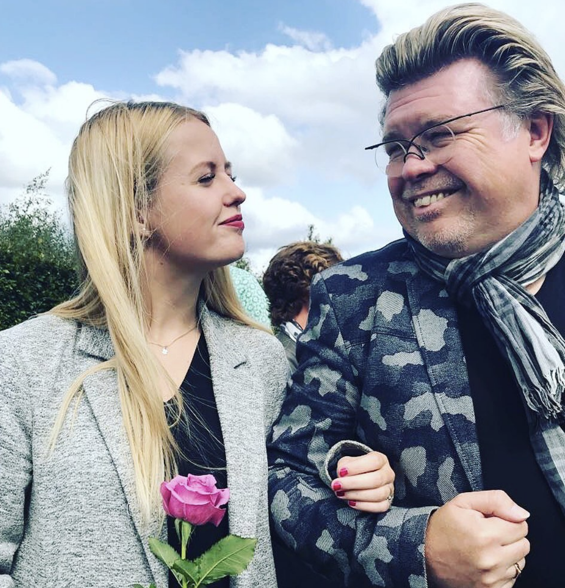 Dochter René Karst houdt herinnering aan haar vader levend voor baby: 'Zoveel kennis en liefde in hem'