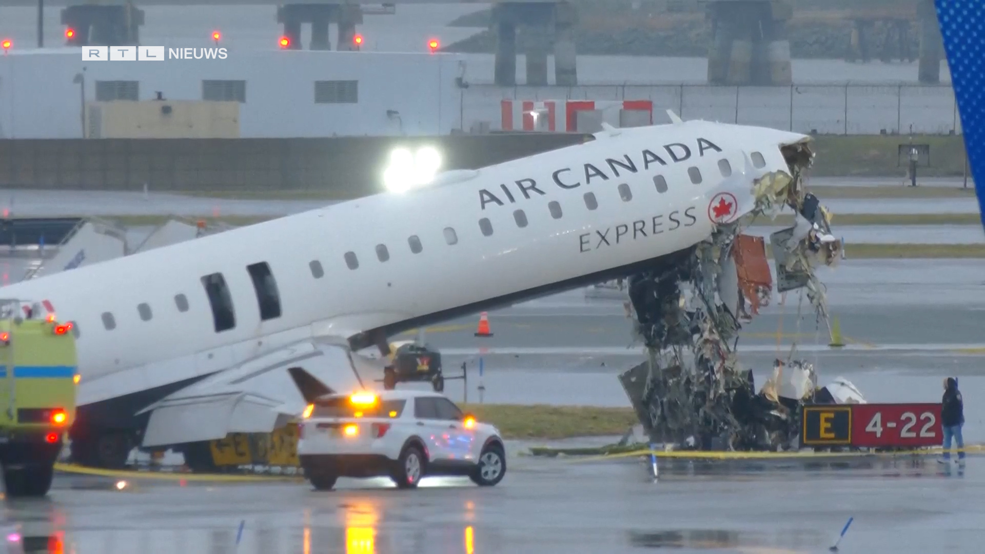 ニューヨーク飛行機事故の音声録音に管制官「失敗した」