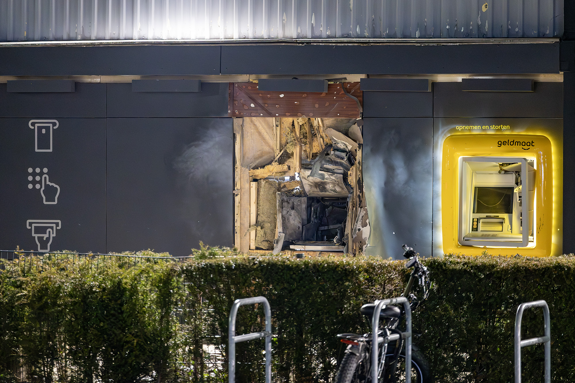 Vier plofkraken in 24 uur in sealbagautomaten: 'Ze gaan door als het is gelukt'