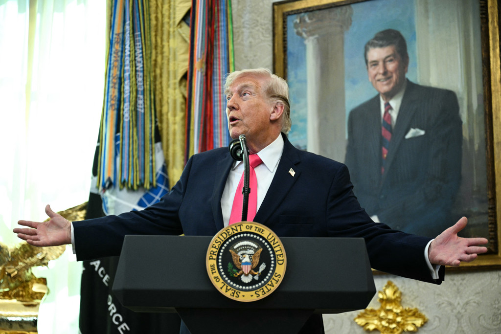 Olieprijs zakt weer onder 100 dollar na opmerkingen Trump