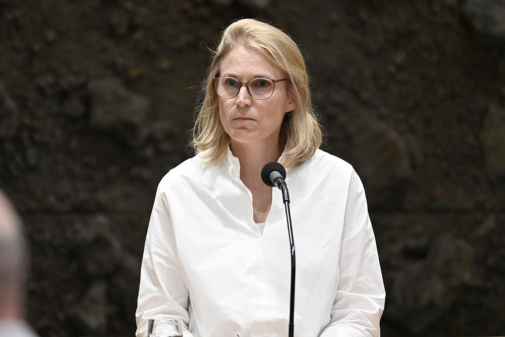 Minister Boekholt over interview: had woorden zorgvuldiger moeten kiezen