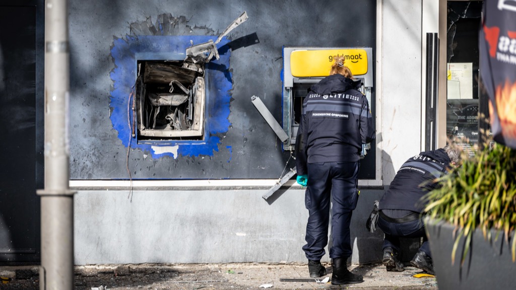 Opnieuw meerdere plofkraken bij sealbagautomaten vannacht
