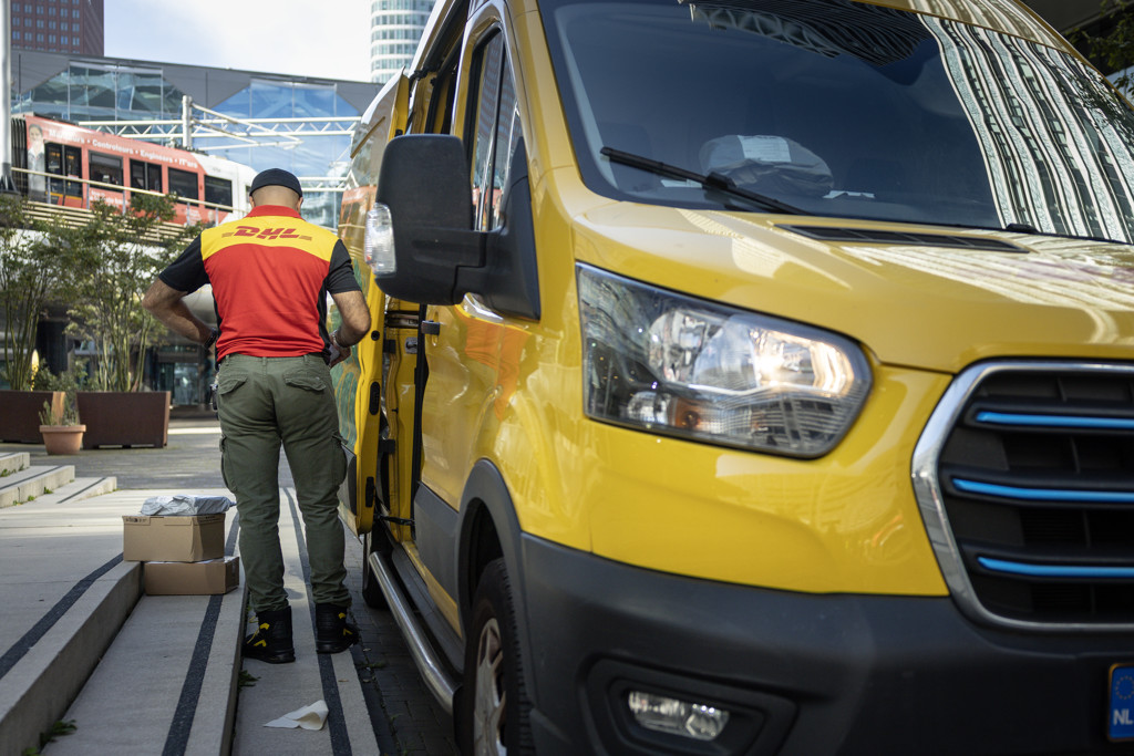 DHL Express komt met beter loonbod, stakingen van de baan