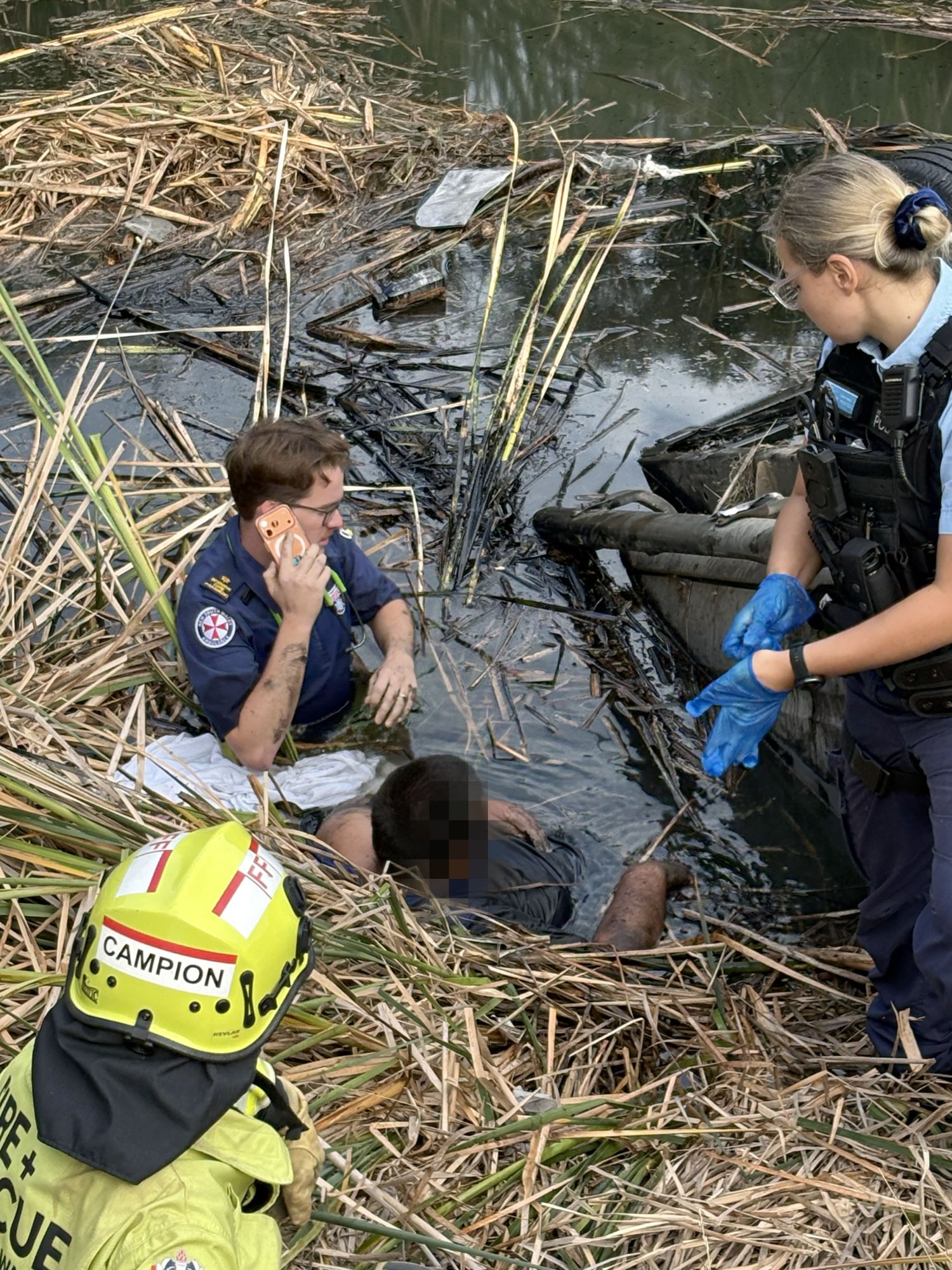 Australiër drie dagen na auto-ongeluk gered: 'Ongelooflijk veel geluk gehad'