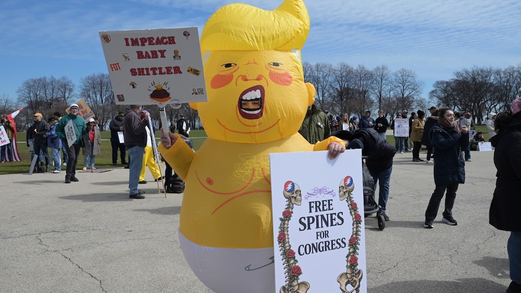 Een demonstrant in Chicago.