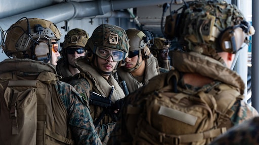 VS zou grondoffensief in Iran voorbereiden: 'Kans van slagen is nihil'