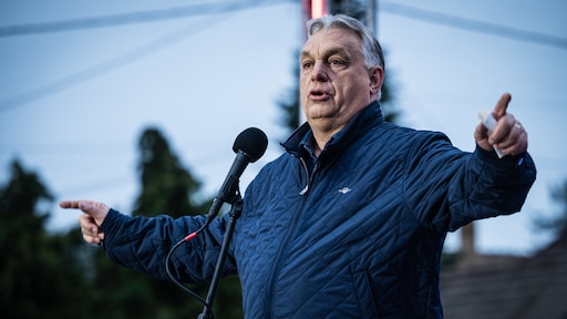 Steun Orbán brokkelt af, wat kan hij nog met verkiezingen in aantocht?