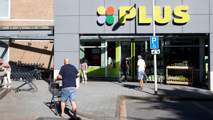 Weer verlies supermarkt Plus: overname Coop ijlt na