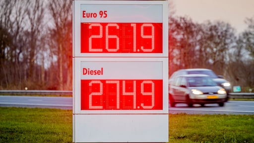 Accijnsverlaging brandstof helpt snel bij hoge prijzen, maar is 'zeer inefficiënt'