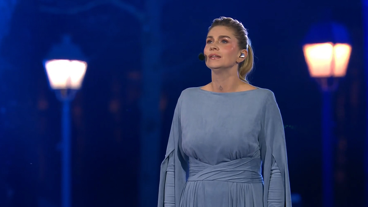Kijkers lovend over Roxeanne Hazes als Maria in The Passion: 'Kippenvel'