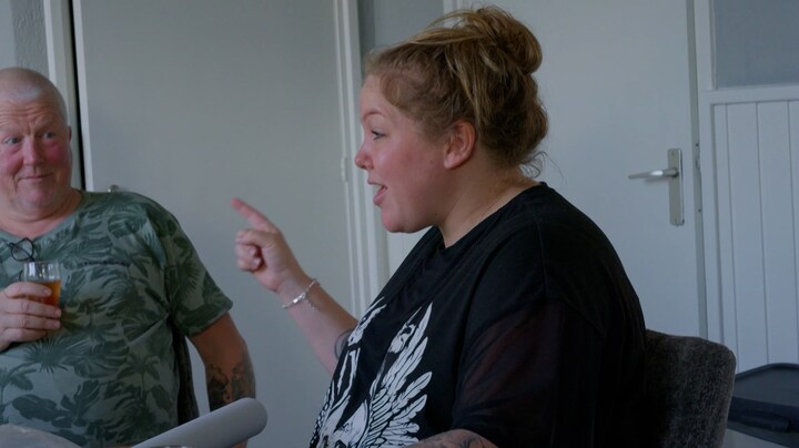 Mathilde Keuter uit Urk! wil regels voor gebruik van deur naar woning van ouders: 'Hoeven mij niet n