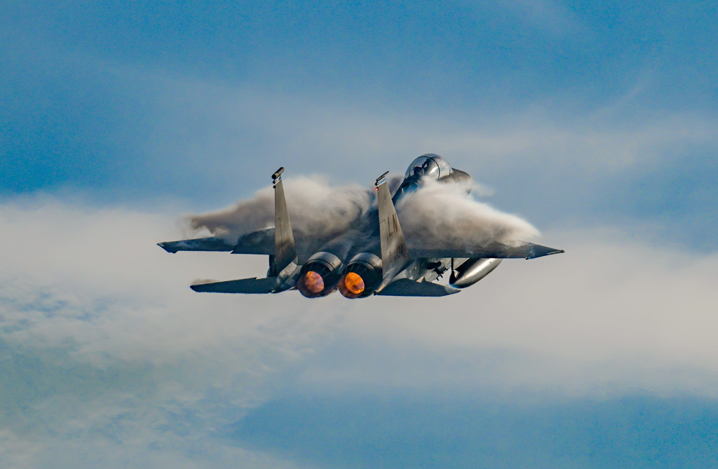 Gered bemanningslid van neergeschoten F-15 'verborg zich dagenlang in de bergen'