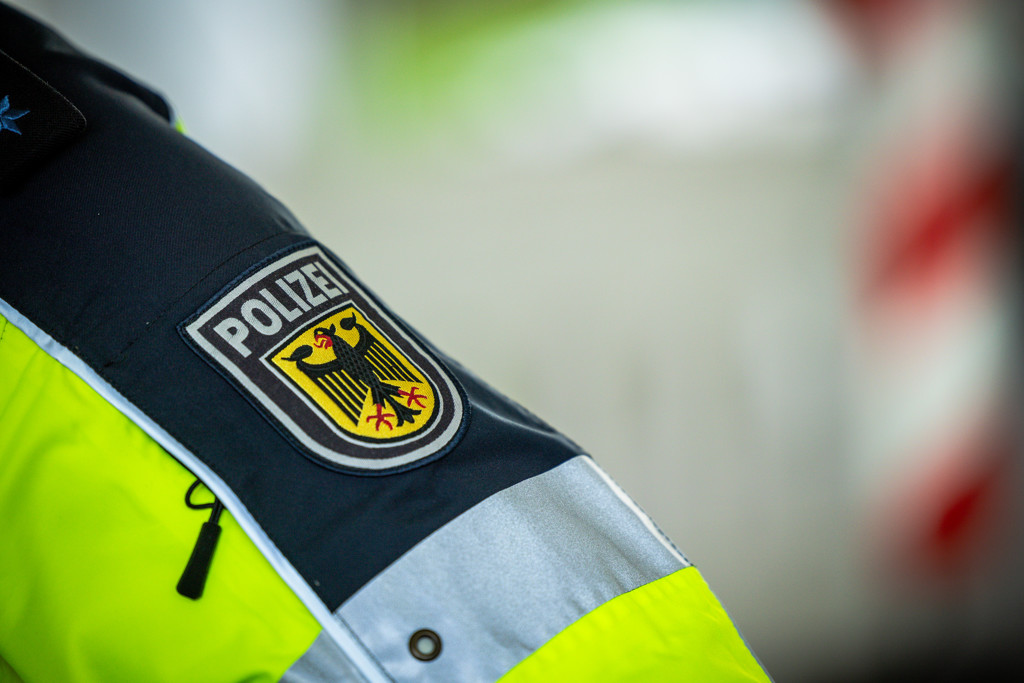 Duitse mannen zoeken paaseieren, vinden mogelijk flesje radioactieve stof