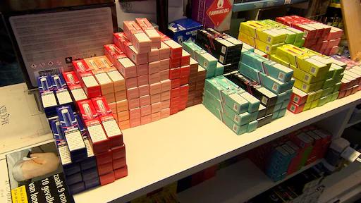 Boete na boete, maar winkels verkopen nog steeds verboden vapes
