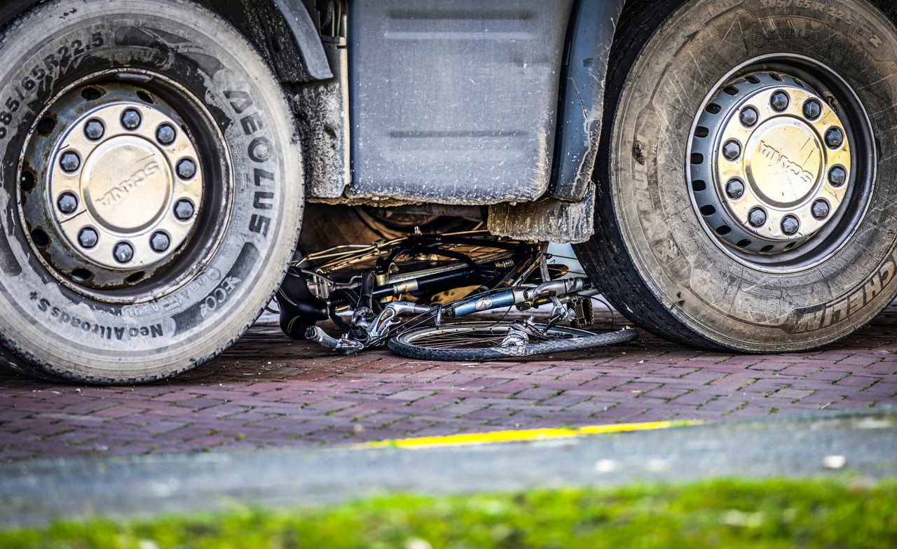 Drie keer zo veel mannen als vrouwen omgekomen in verkeer in 2025