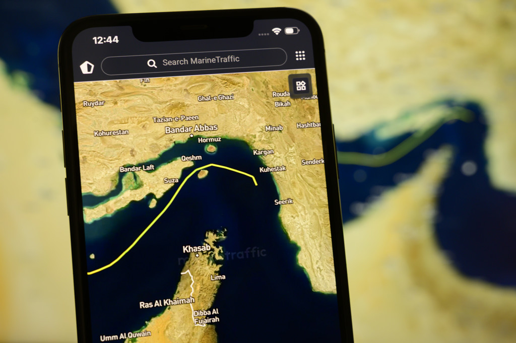 Irans aanpak in Straat van Hormuz 'niet volgens afspraak', zegt Trump