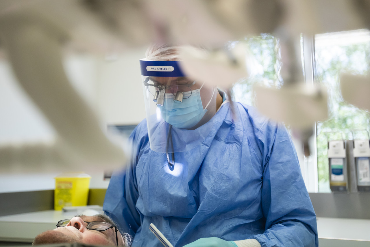 Tragedie na mislukt tandartsbezoek Turkije: 'Door het systeem in de steek gelaten'