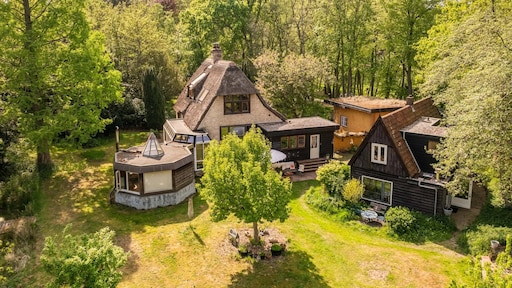 Funda-vondst: apart samenwonen met vrienden of familie? Dit is je kans