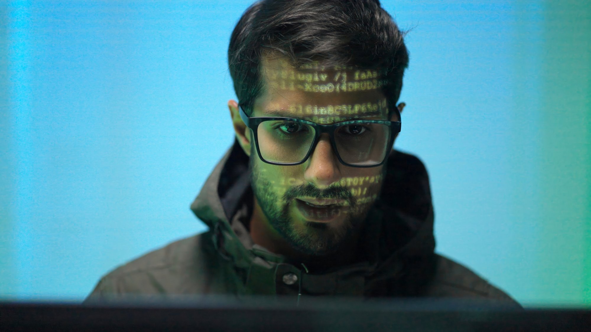 Betere beveiliging en eindelijk boetes: Nederland voert als één van de laatste de cyberwet in