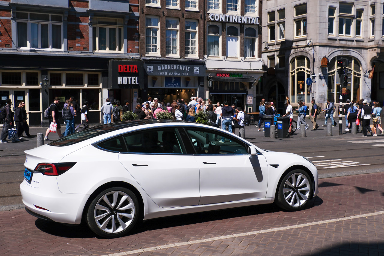 Waarom autonoom rijden zo interessant is voor Tesla en andere merken